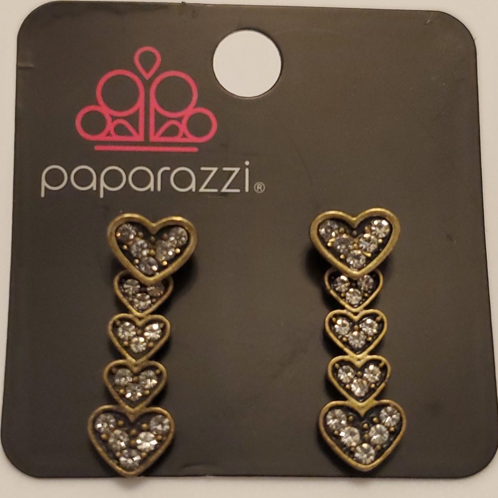 Paparazzi Earrings Bronze Colored With 5 Hearts